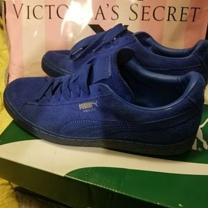 Gently worn royal blue suede PUMA